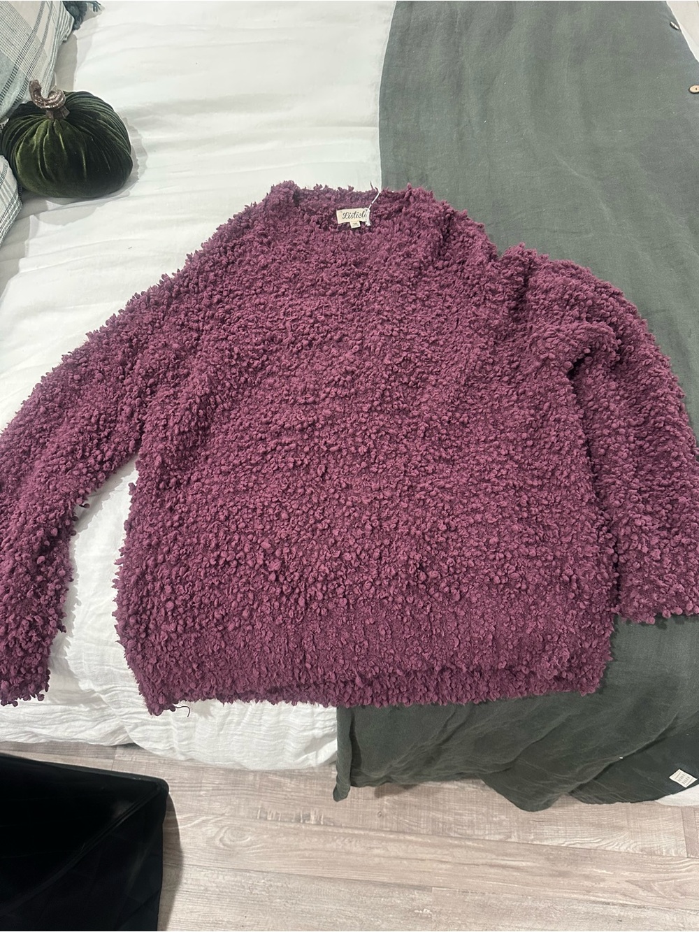 Listicle Plush Bouclé Crewneck Sweater - Plum Purple